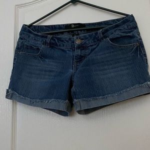 CP Jean shorts size 9
